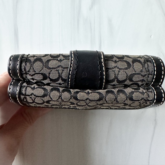 Coach Mini Signature SOHO Canvas Leather Bifold Buckle Black and Gray Wallet - Picture 3 of 8